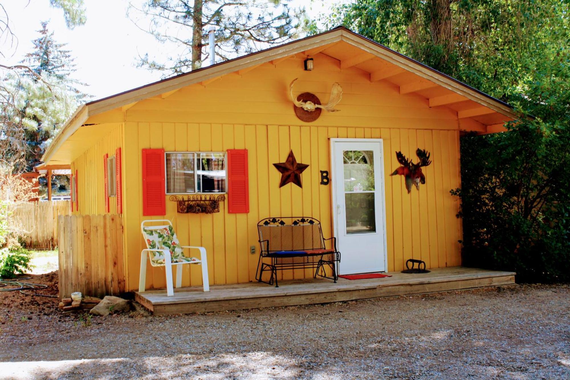 Outpost Motel On The River Dolores ภายนอก รูปภาพ